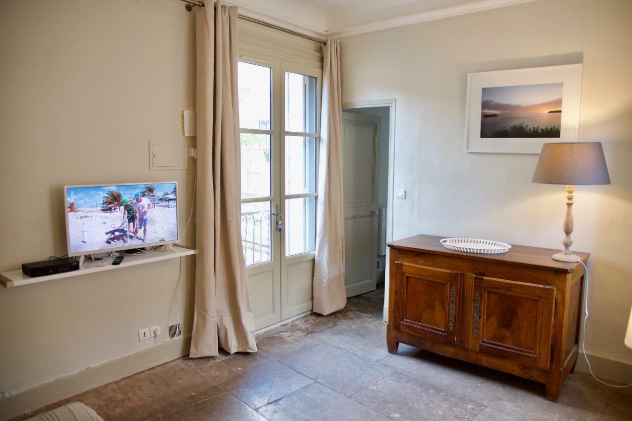 Appartements De L'Hotel De Girard Montpellier Ngoại thất bức ảnh